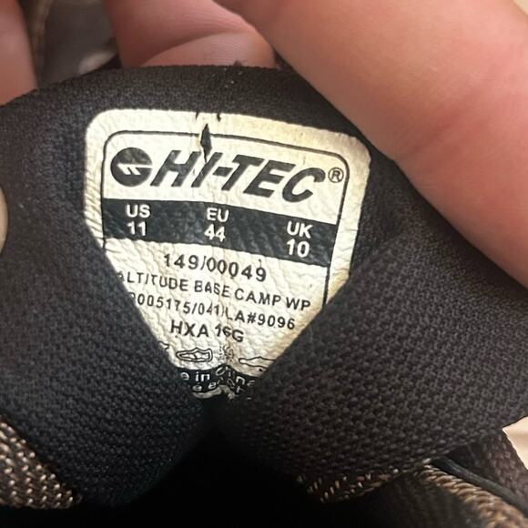 Hi-Tec Altitude Hiking Boots - Picture 6 of 6